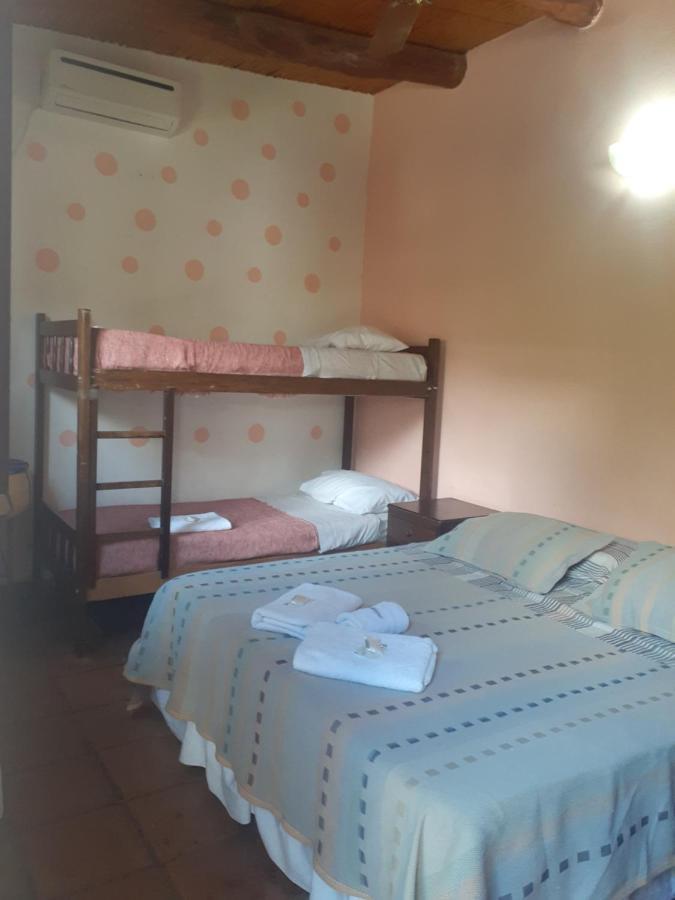 Hostal Candelaria Cafayate Esterno foto